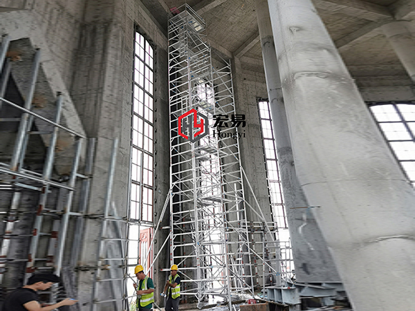 盤(pán)扣型腳(jiǎo)手架的(de)特點有(yǒu)哪些？